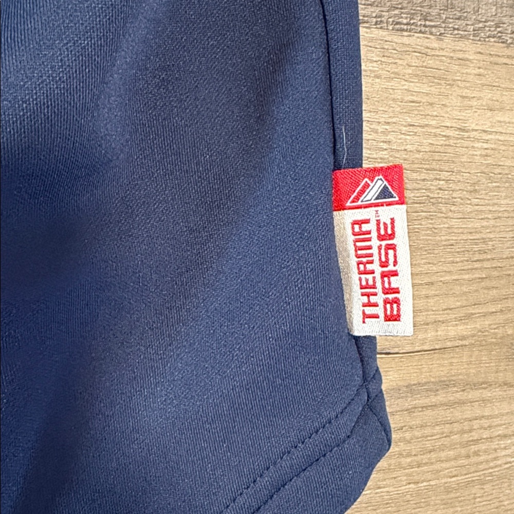 Boston Red Sox’s Navy Long Sleeve Pullover Sweatshirt - Picture 6 of 10